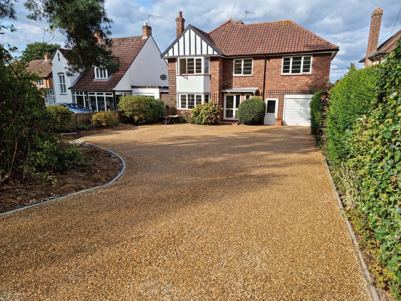 Picturebox Driveway How to Design a Driveway That’s Pet and Kid-Friendly - St Neots ...